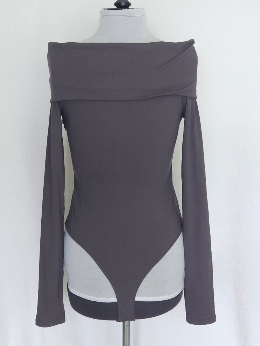 Off Shoulder Ruched Bodysuit Charcoal Viral Going Out Top Princess Polly Size 6 - Picture 6 of 10